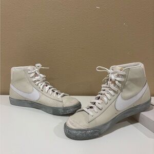 Nike Blazer Mid ‘77 EMB Men’s Shoes